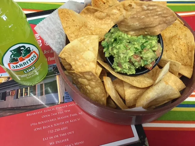 Guacamole with tortilla chips